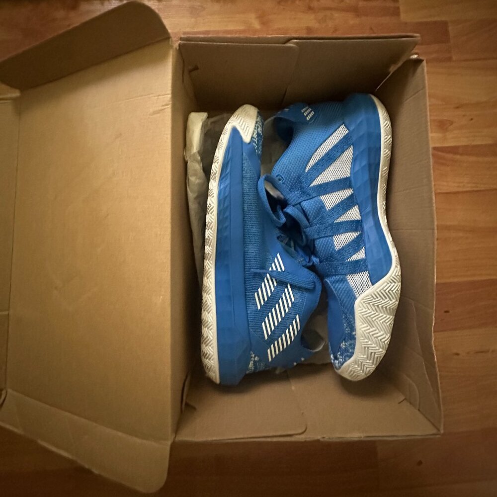 Adidas Dame 6 Sneakers Size 11